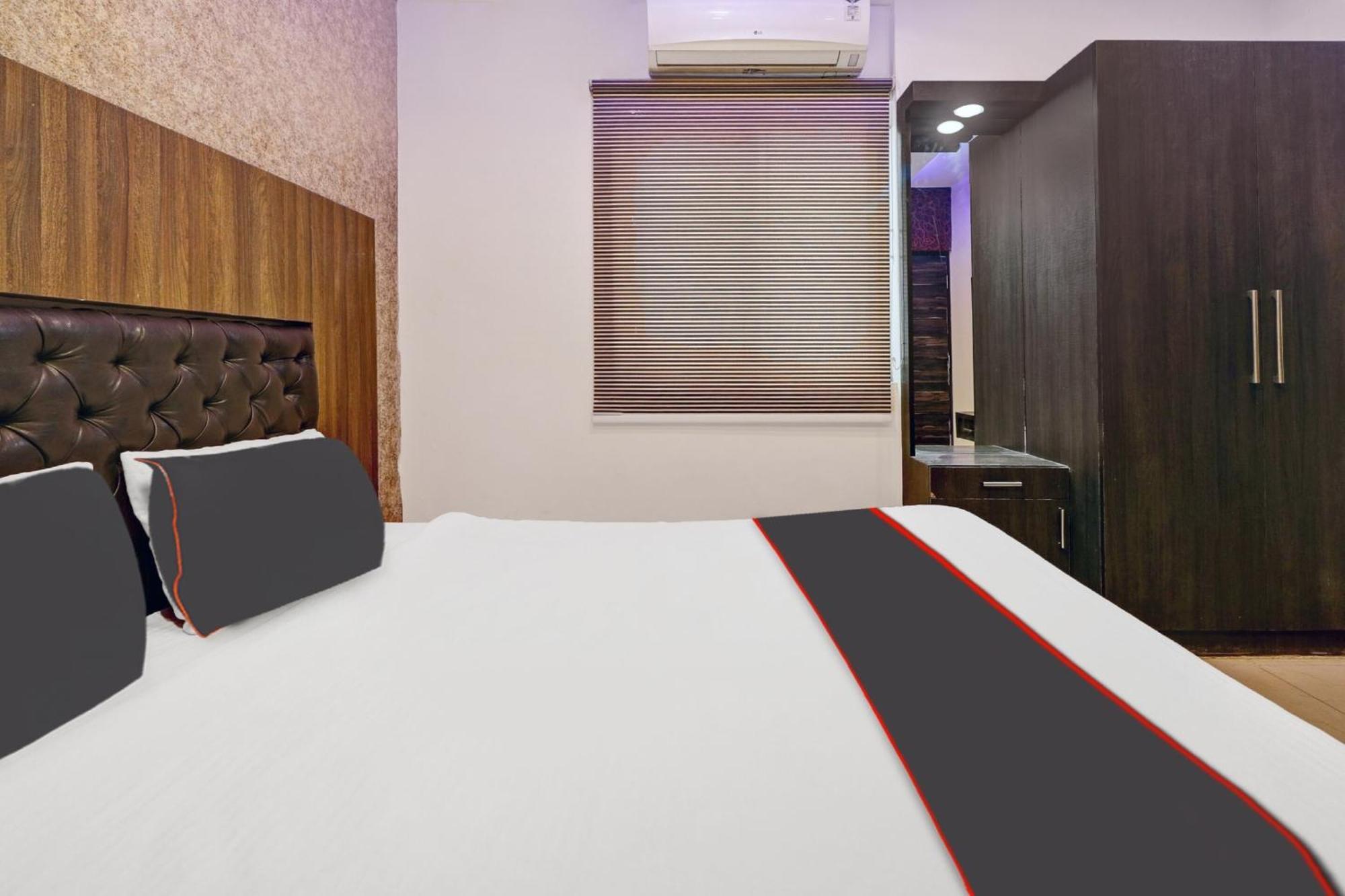 Super Collection O Manasi Residency Hotel Бангалор Екстериор снимка