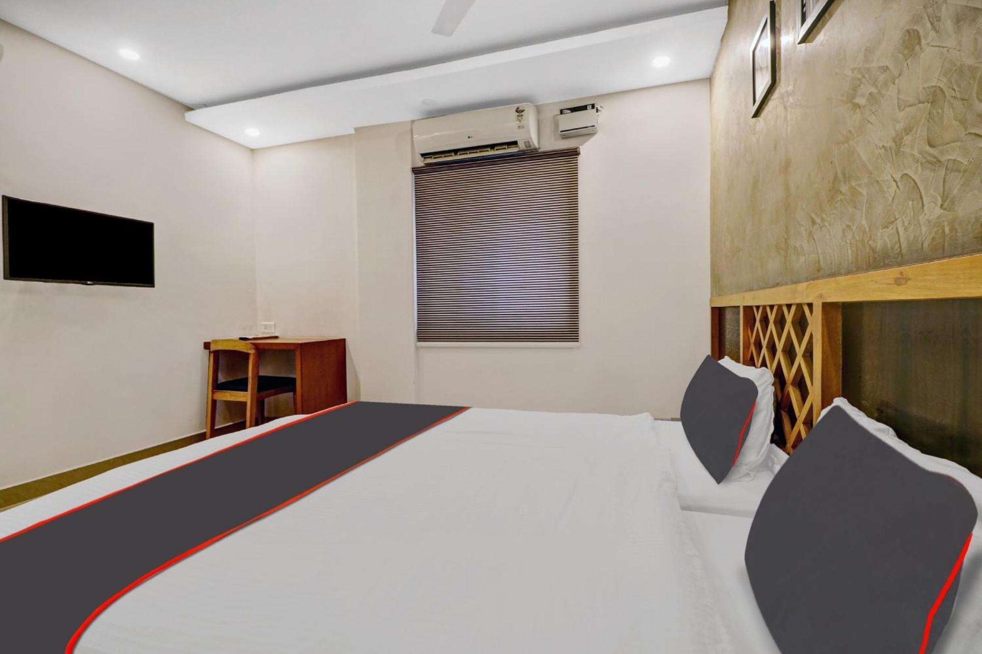 Super Collection O Manasi Residency Hotel Бангалор Екстериор снимка