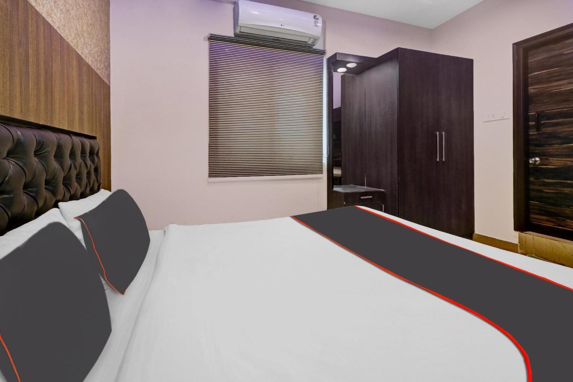 Super Collection O Manasi Residency Hotel Бангалор Екстериор снимка